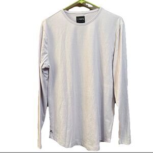 Cuts Clothing Men's Long Sleeve Curve Hem Crew NeckSignature Fit Tee- M